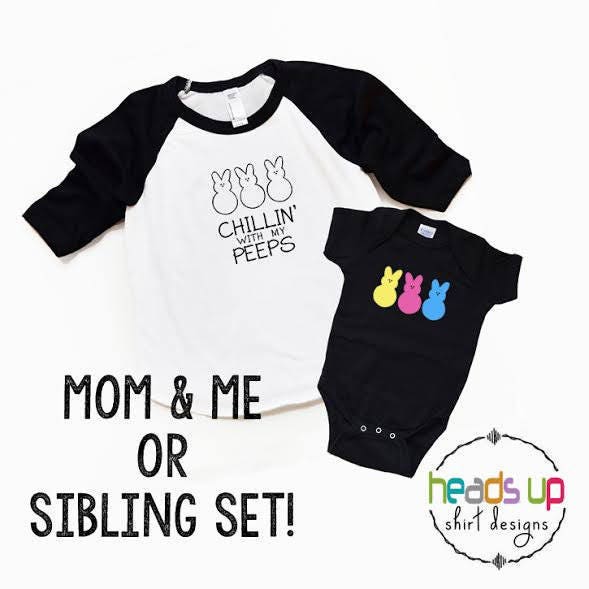 Passende Geschwister Ostern Shirts Kinder Chillin Mit Meinen Peeps Tees Big Brother Kleine Schwester Neue Baby Mama Und Mich Set Geschenk von HeadsUpTwins
