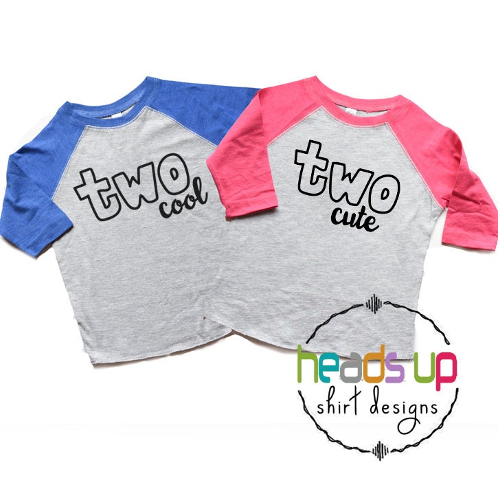 Twin 2nd Birthday Shirts Junge Mädchen Second Bday Tees Raglan Zwillinge Zwei Süße Zwei Coole Kleinkind Geburtstag Trendy Geschenk Beliebt von HeadsUpTwins