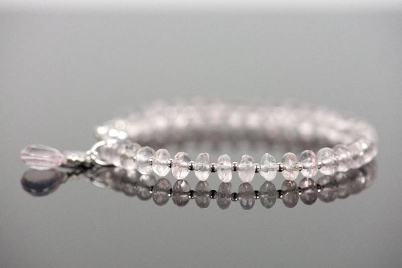 Rosenquarz Armband, Zarte Echte Edelstein Hufeisen Bettelarmband, Handgemachter Schmuck, Schmuck von HealingGemstone