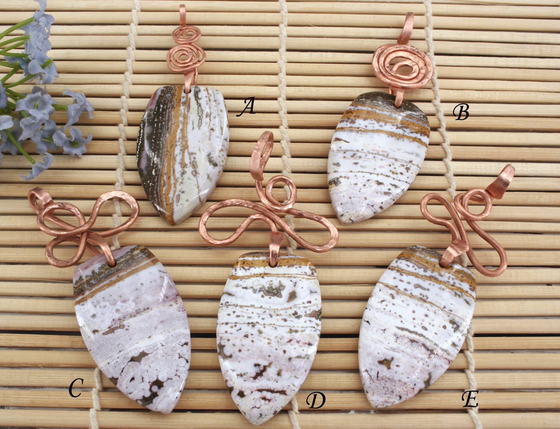 Ozean Jaspis Freeform Anhänger Mit Kupferdrahtewrap | Pe0014 Edelstein Anhänger/Unikat Schmuck/Vintage Schmuck/Heilkraft Ozean Jaspis Freeform Anhänger Mit Kupferdrahtewrap | Pe0014 Edelstein Anhänger/Unikat Schmuck/Vintage Schmuck/Heilkraft von Healingstoneshops