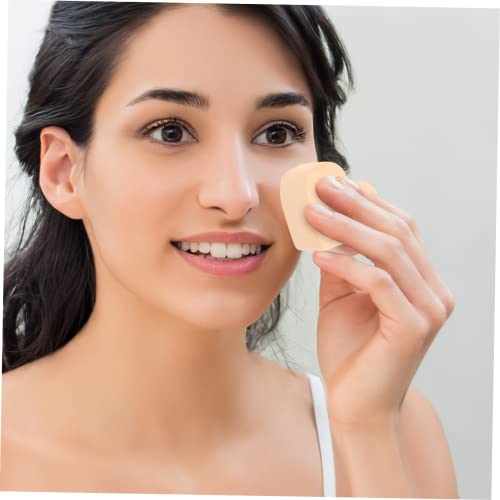 Healvian 4 Stück Herzförmige Make up Schwämme Latexfrei Wiederverwendbar Kompakt Vielseitig für Foundation und Puder Kosmetischer Schminkschwamm für Frauen Farben Zufällig Zufällige Farbe von Healvian