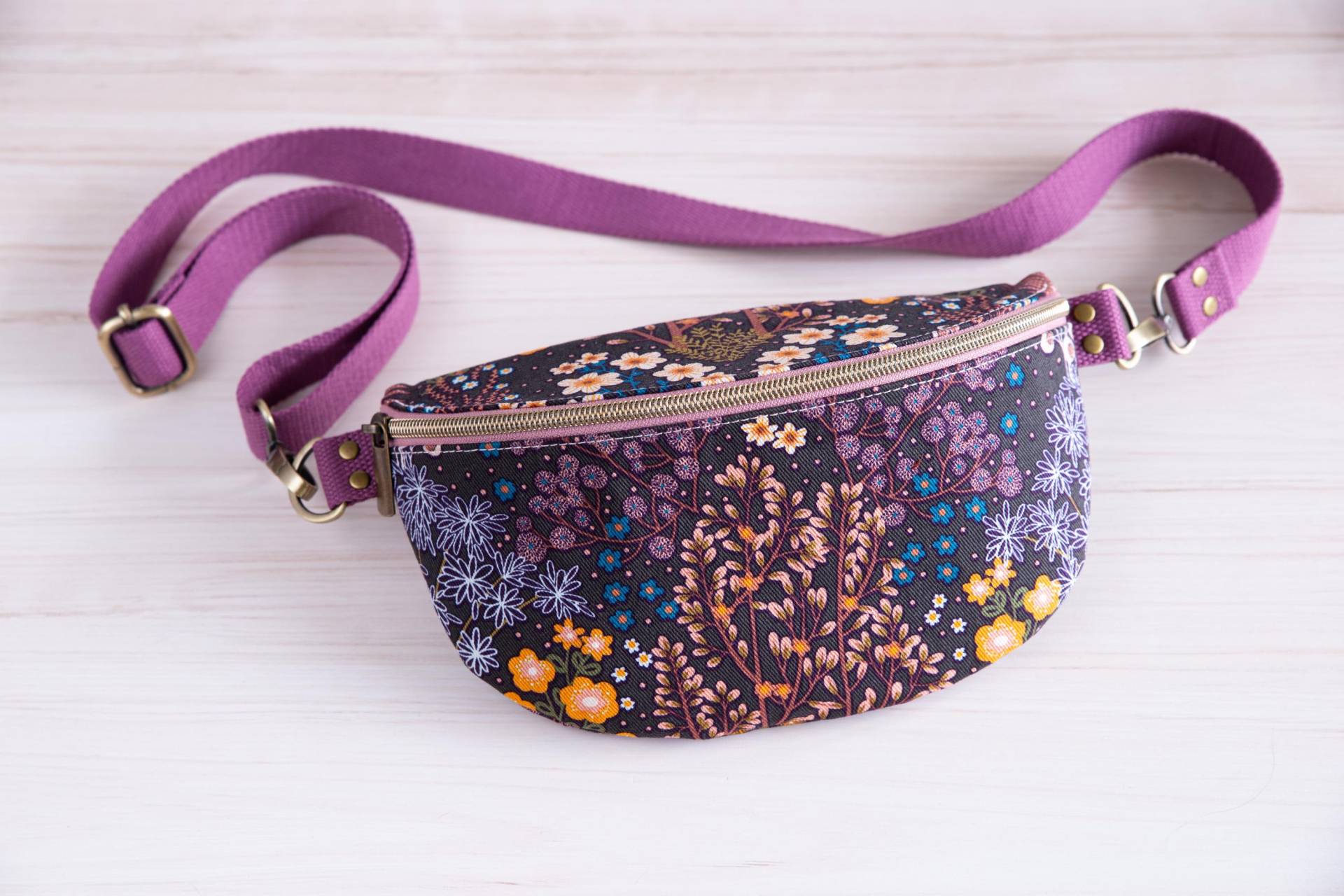 Bauchtasche Basy - Crossbody Bag, Hip Bag von HeartAndSewAtelier