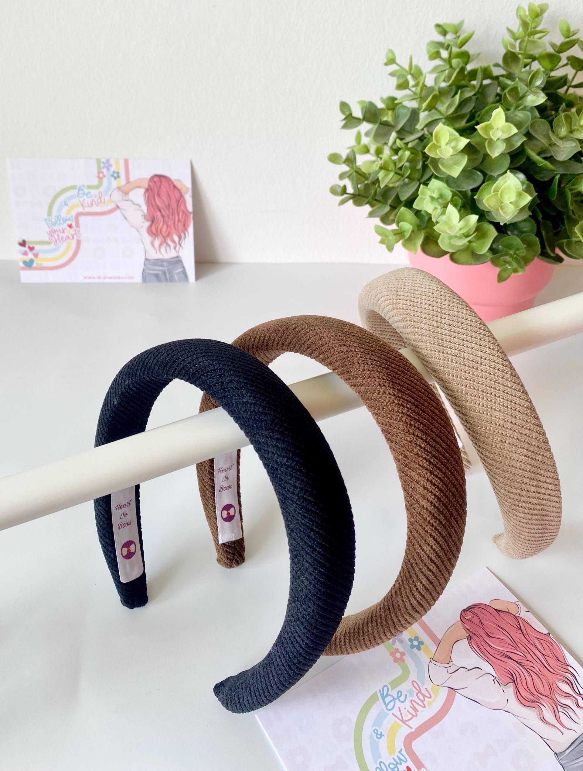 Samt Gepolstertes Haarband Schwarz, Braun, Beige - Unisex Samt Gepolstertes Haarband Schwarz, Braun, Beige - Unisex von HeartInBowsBerlin