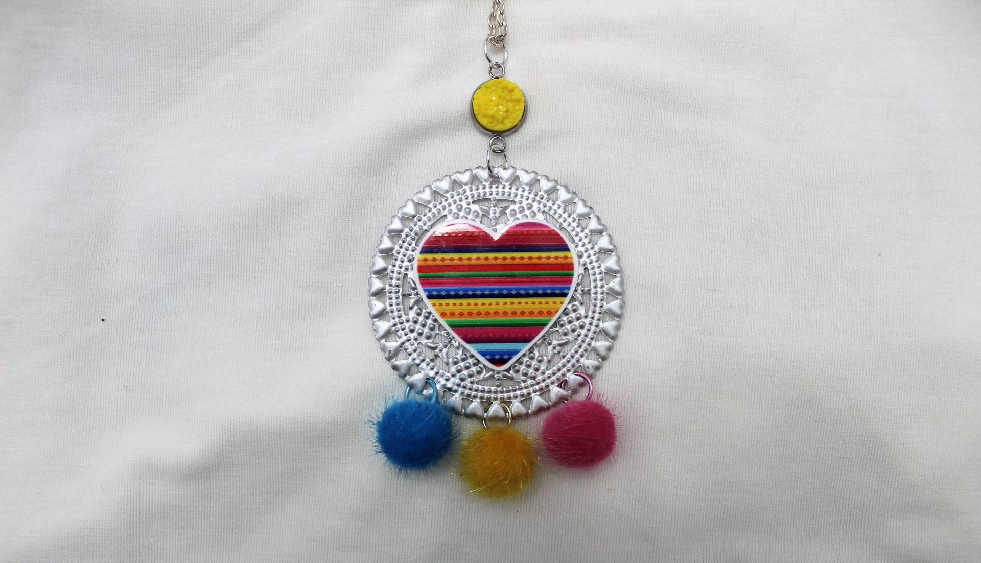 Serape Herz Halskette, Hispanic Latein Multicolor Herz, Regenbogen Geschenk Love Serape Herz Halskette, Hispanic Latein Multicolor Herz, Regenbogen Geschenk Love von HeartSleevesBoutique