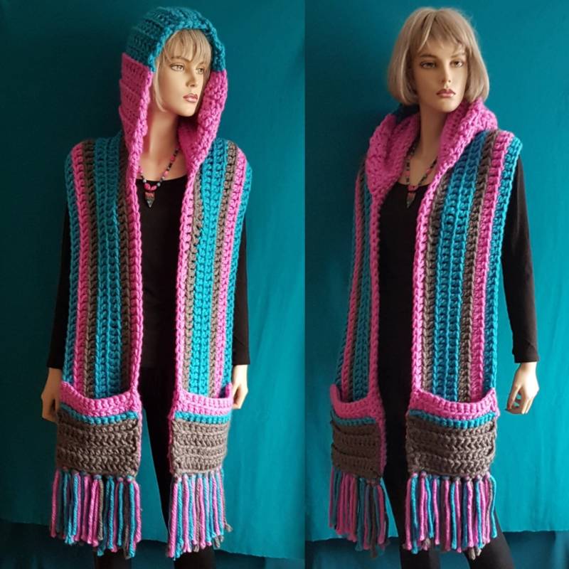 Kapuzenschal Mit Taschen in Pink-Türkis-Grau | Chunky Häkel-Schal Kapuze Zum Einkuscheln Warmer Comfy Fransen Bonbonfarben von HeartmadeHandmade77