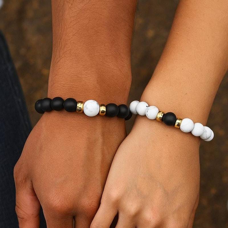 His & Hers Armbänder, Paare Freundschaftsarmbänder, Distanz Passende Schwarz Achat, Weiß Howlith His & Hers Armbänder, Paare Freundschaftsarmbänder, Distanz Passende Schwarz Achat, Weiß Howlith von HeartofGems