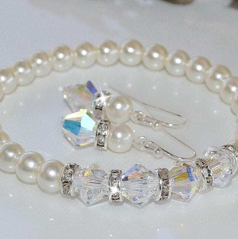 Kristall Und Perlen Ohrringe Armband Set Kristall Und Perlen Ohrringe Armband Set von HeartofGems
