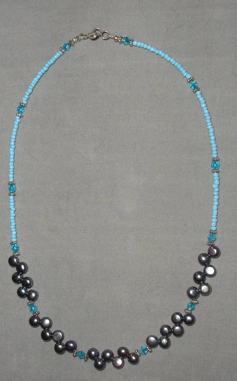 Perlen Auf Der Dunklen Seite Perlen Auf Der Dunklen Seite von HeartsDesignJewelry