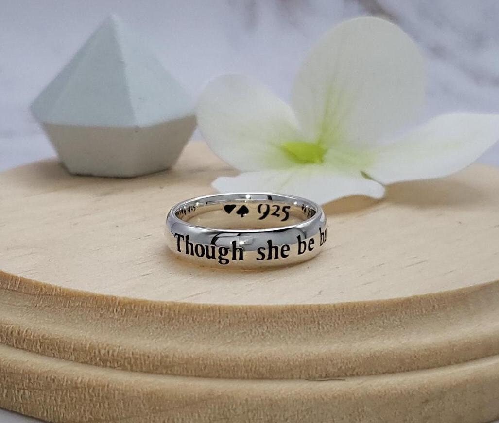 Little She Fierce Geschenk Für Tochter Shakespeare Mid Summer Night's Dream Sterling Silber Handmade Geburtstagsgeschenk Little She Fierce Geschenk Für Tochter Shakespeare Mid Summer Night's Dream Sterling Silber Handmade Geburtstagsgeschenk von HeartsOrSpades