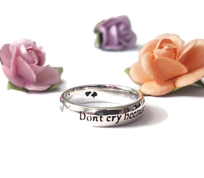 Nicht Weinen, Weil Es Vorbei Ist, Lächeln, Passiert Sterling Silber Ring Nicht Weinen, Weil Es Vorbei Ist, Lächeln, Passiert Sterling Silber Ring von HeartsOrSpades