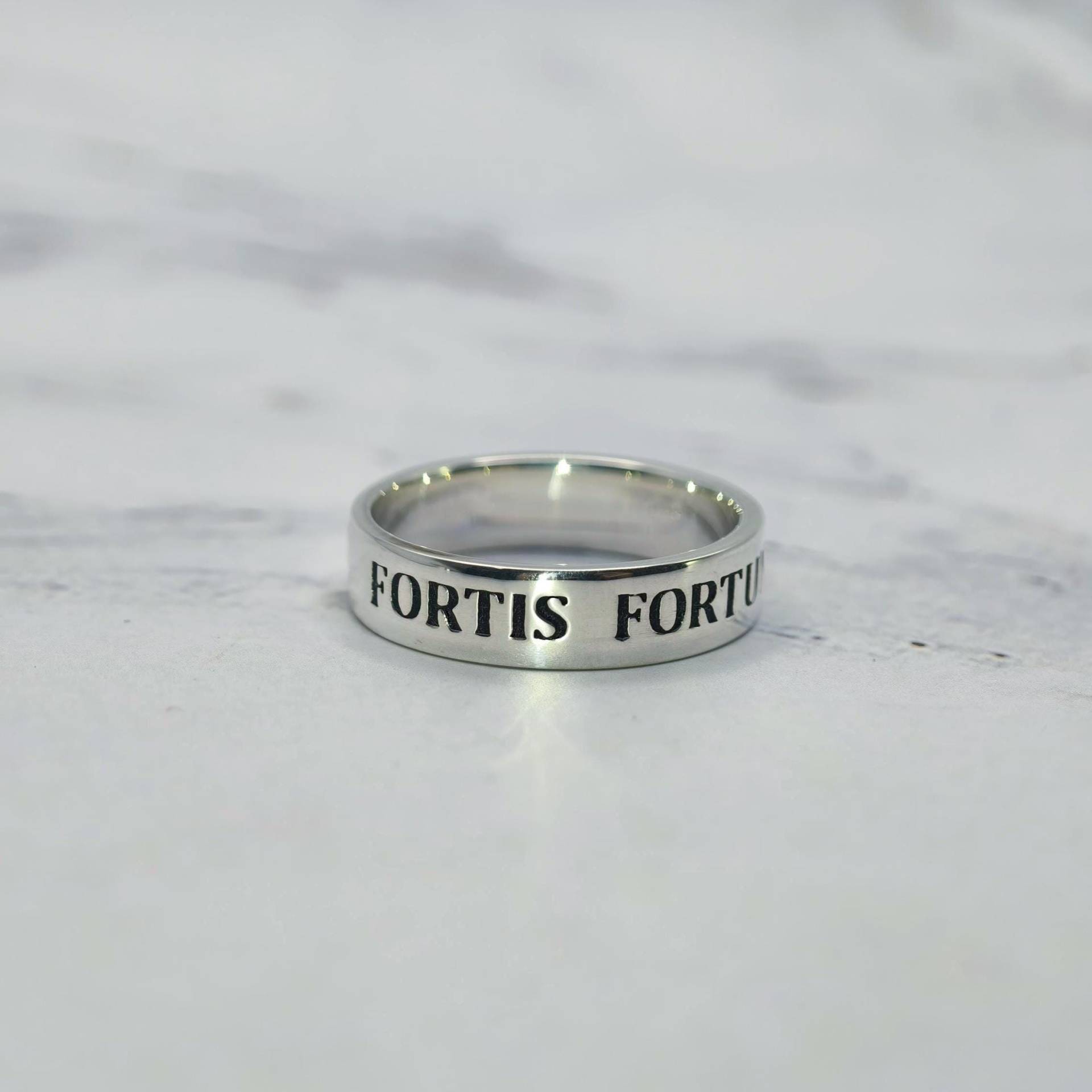 "sterling Silber Fortune Favors The Bold Ring - "John Wick" Ring." "sterling Silber Fortune Favors The Bold Ring - "John Wick" Ring." von HeartsOrSpades
