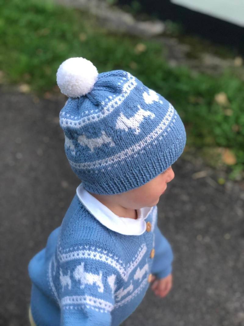 Kindermütze - Unisex Scottie Hundemütze Handgestrickte Mütze Babymütze 8 Größen 1-10 Jahre von Heartsandcoronets