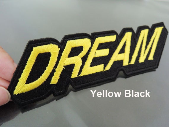 Aufnäher/Bügelbild - Dream Patches Schwarz Gelb Oder Weiß Buchstaben Patch Applikation von Heasundries