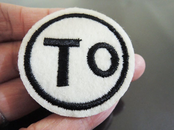 Brief-Patches - Aufbügeln Oder Nähen Auf Patch Brief Patches Rund Um Black Verzierungen Stickerei Schriftarten von Heasundries