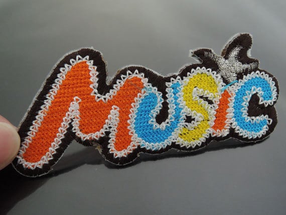 Eisen Auf Patch - Music Patches Bunte Buchstaben Font-Patch, Den Applique Gestickt Patch Nähen-Patch von Heasundries