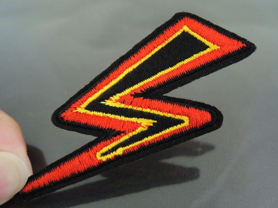 Flash-Patches - Eisen Auf Patches Oder Nähen Patch Rot Gelb Schwarz Bestickt Lightning Bolt Verschönerung von Heasundries