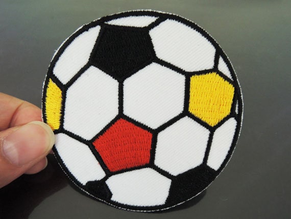 Fußball-Patches - Eisen Auf Oder Nähen Patch Fußbälle Patches Runde Bälle Verzierungen Appliken von Heasundries