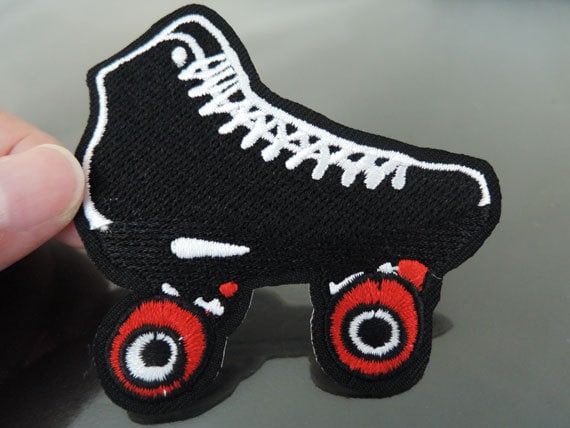 Rollschuhe Patches - Bügeln Oder Nähen Aufnäher Rollschuh Patch Schwarz Weiß Schuh Sport Verzierungen Stickerei Schriftarten von Heasundries