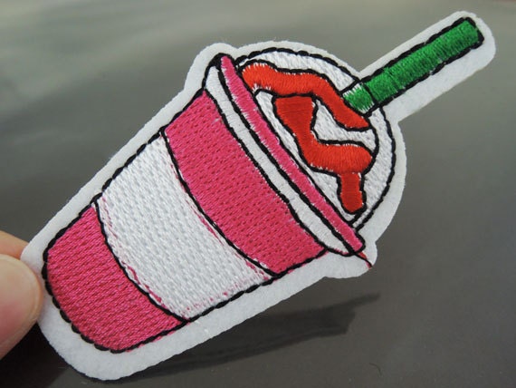 Rosa Getränk Aufnäher - Aufbügler Oder Nähen Auf Getränke Gestickter Essen Dessert Verschönerung von Heasundries