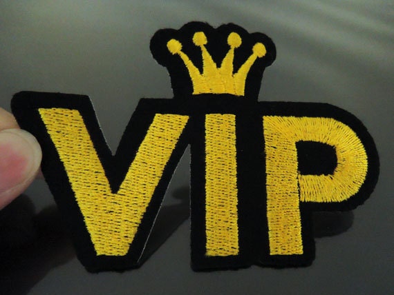 Vip-Schreiben-Patches - Aufbügeln Oder Nähen Auf Patch Brief Patches Krone Verzierungen Stickerei Schriftarten von Heasundries