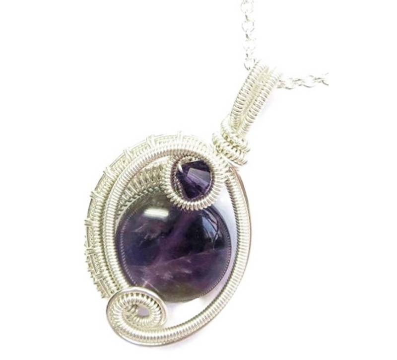 Handgefertigter Amethyst Anhänger Aus Sterlingsilber Draht-Gewickelt, Minikreis Mit Swarovski Kristall von HeatherJordanJewelry