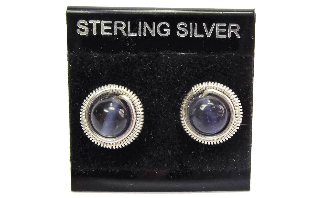 Iolith Ohrringe Gewickelte Ohrstecker Aus 925Er Silber Mit Indigo Wassersaphir Edelsteinen von HeatherJordanJewelry
