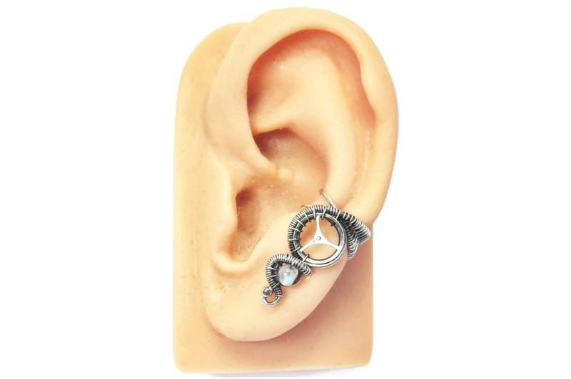 Steampunk Sterling Silber Ohrmanschette Mit Regenbogen Mondstein - Viktorianisch Inspirierter Schmuck von HeatherJordanJewelry