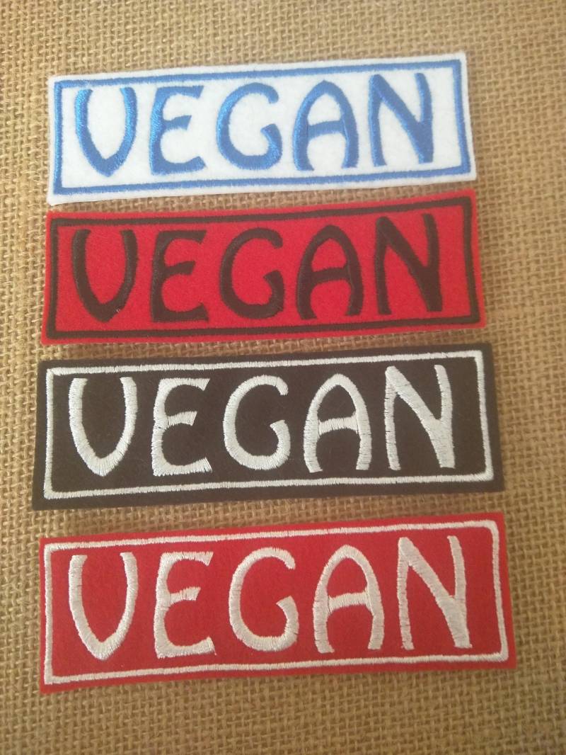 Benutzerdefinierte Vegan Bestickt Aufbügler von HeatherOstrow