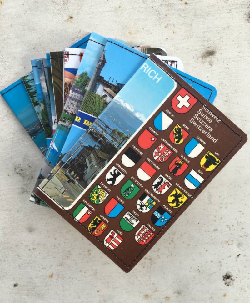 Schlanke Brieftasche - Vintage Postkarte Der Schweiz Wählen Sie 1 von Heathered