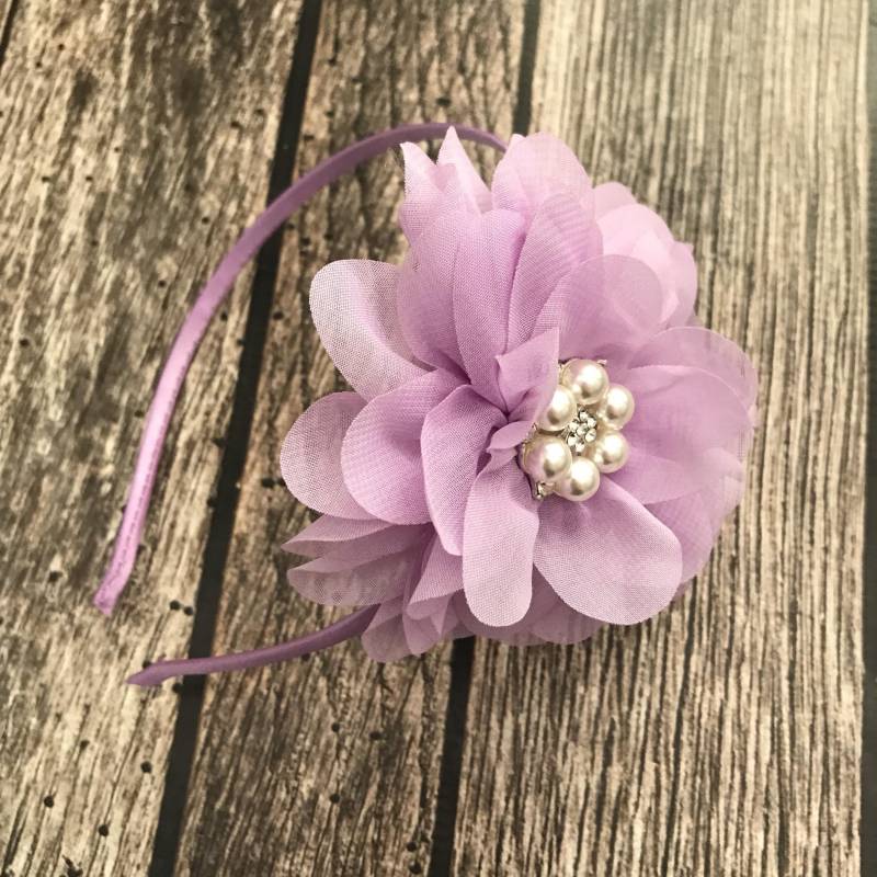 Flieder Stirnband, Lavendel Blumenmädchen Blumenmädchen, Hochzeit Hartes Kinderstirnband von Heavenandhalos