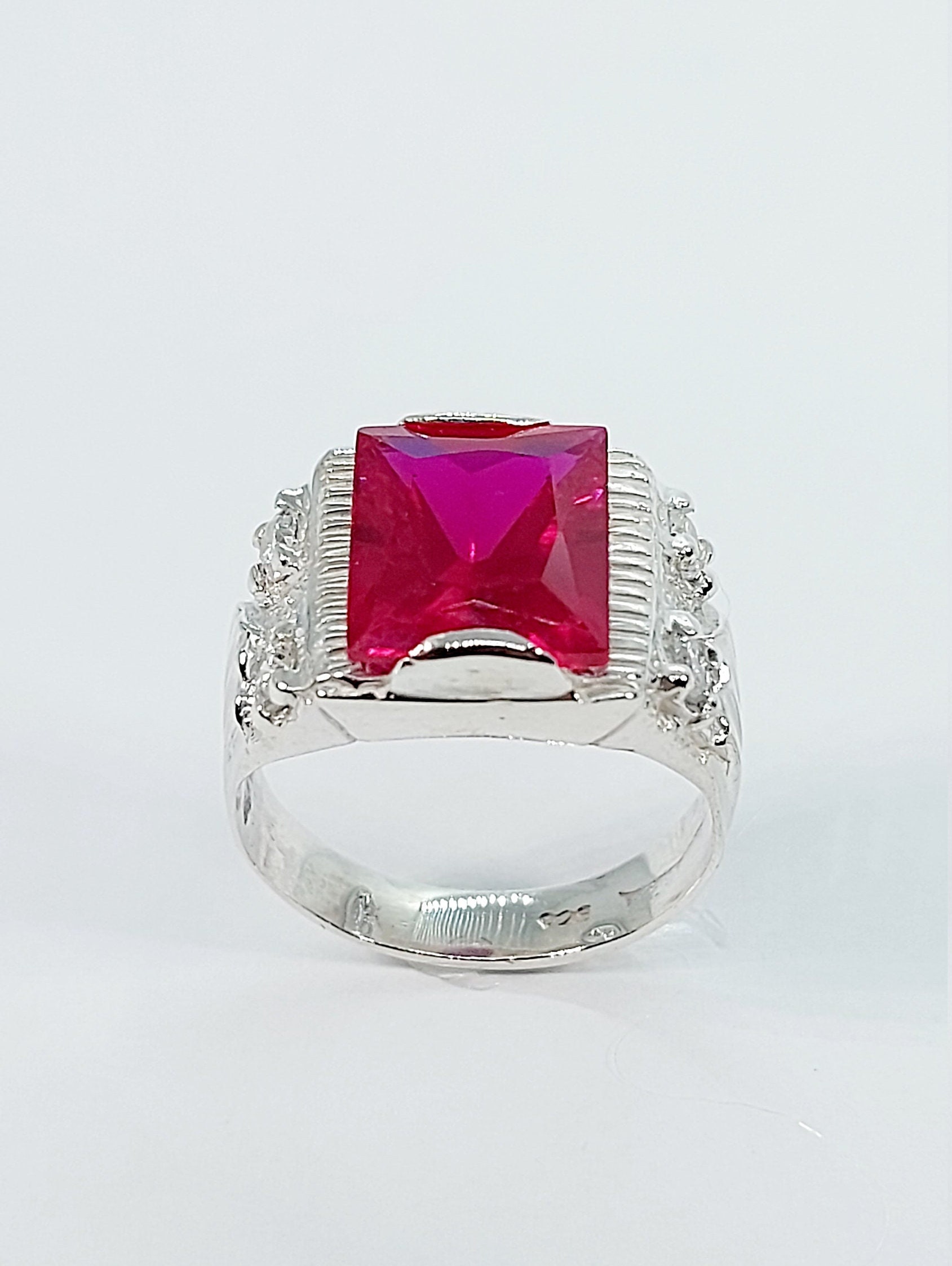 Männer Silber Ring, Juli Birthstone, Roter Zirkonia Herrenringe, Weißer Ring Für Ihn, Herren Silberring, 925 Sterling von HeavenlyGolden