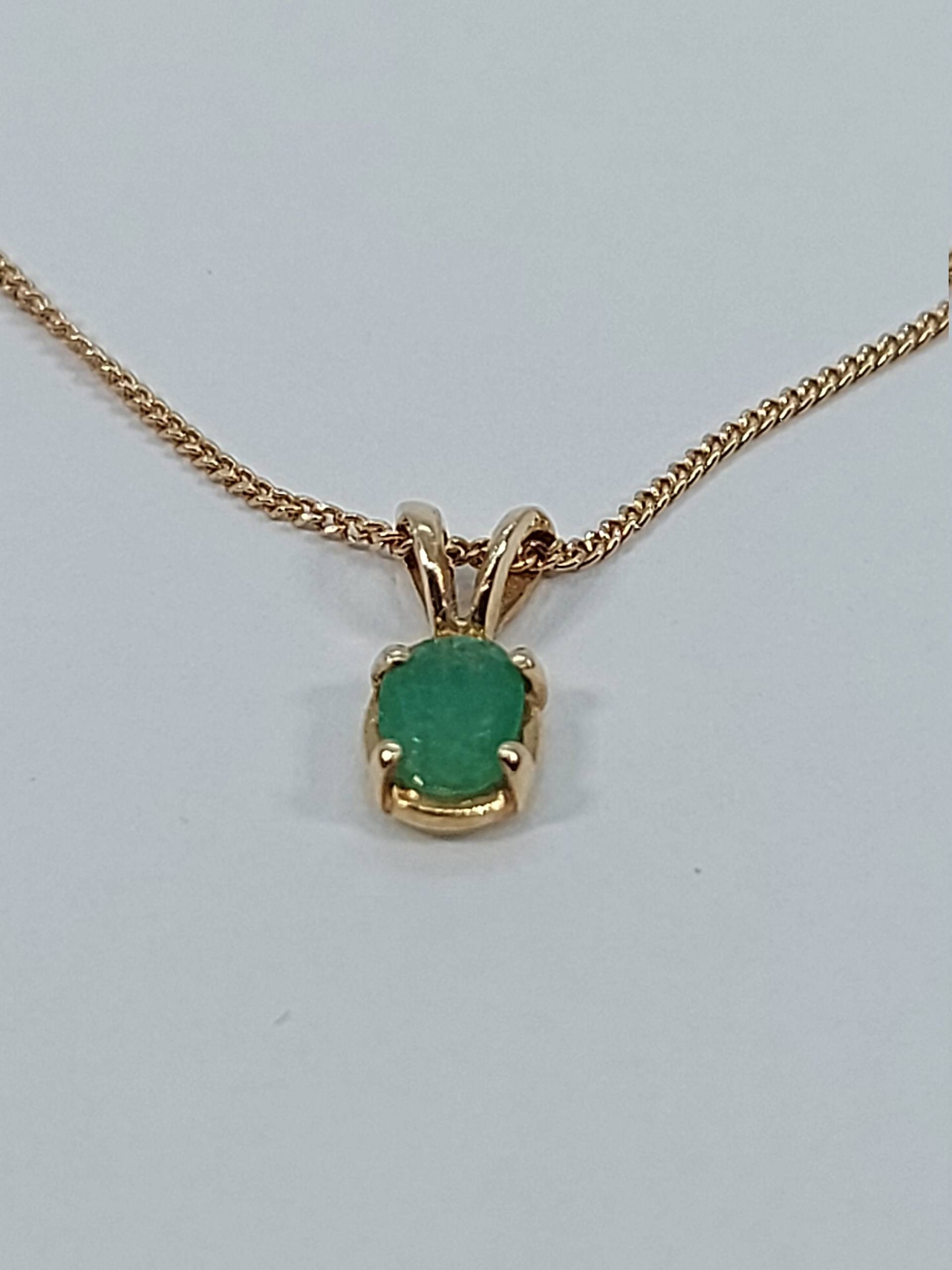 Smaragd Anhänger, Gold Weihnachtsgeschenk, Und Smaragd, Mai Birthstone, Kostenloser Versand, 10K Gelbgold, 16 Zoll Kette von HeavenlyGolden