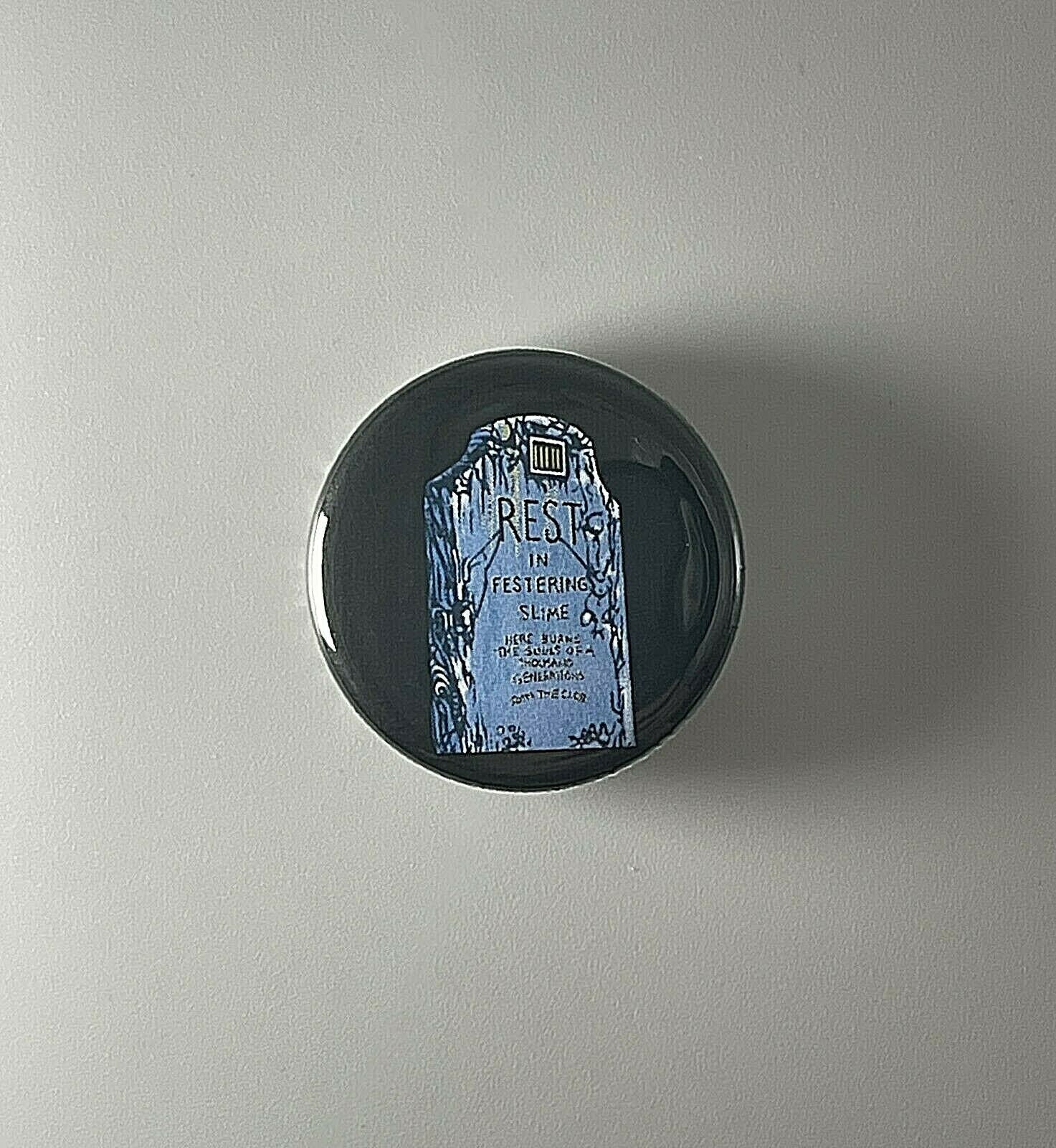 Entombed Linker Pfad Grabstein 1, 25 "Button E002B125 Pin Abzeichen von Heavylowmerchandise