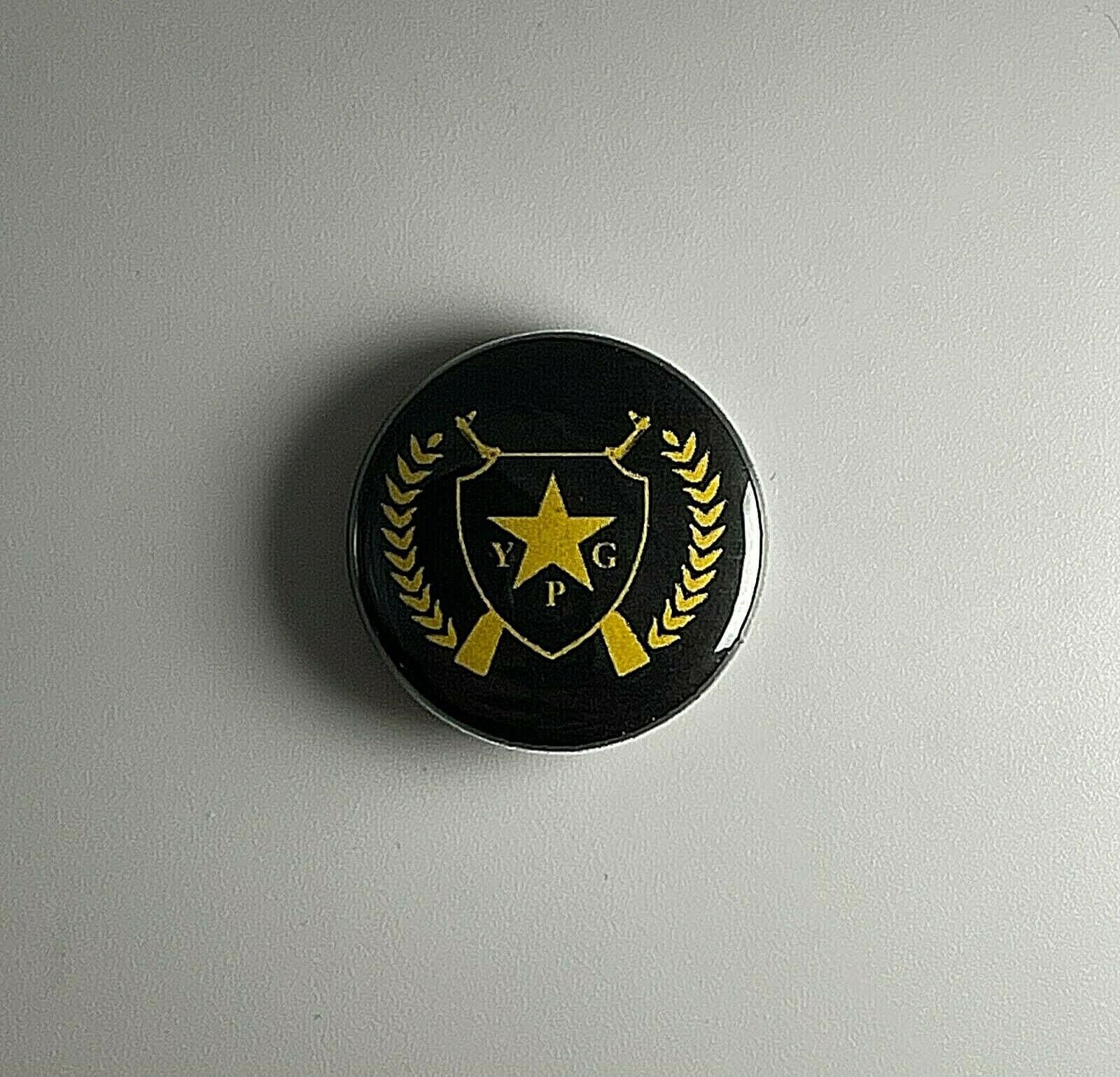 Ypg Guns Flagge Rojava Volksschutzeinheit Ypj 2, 5 cm Button Y006B Badge Pin von Heavylowmerchandise