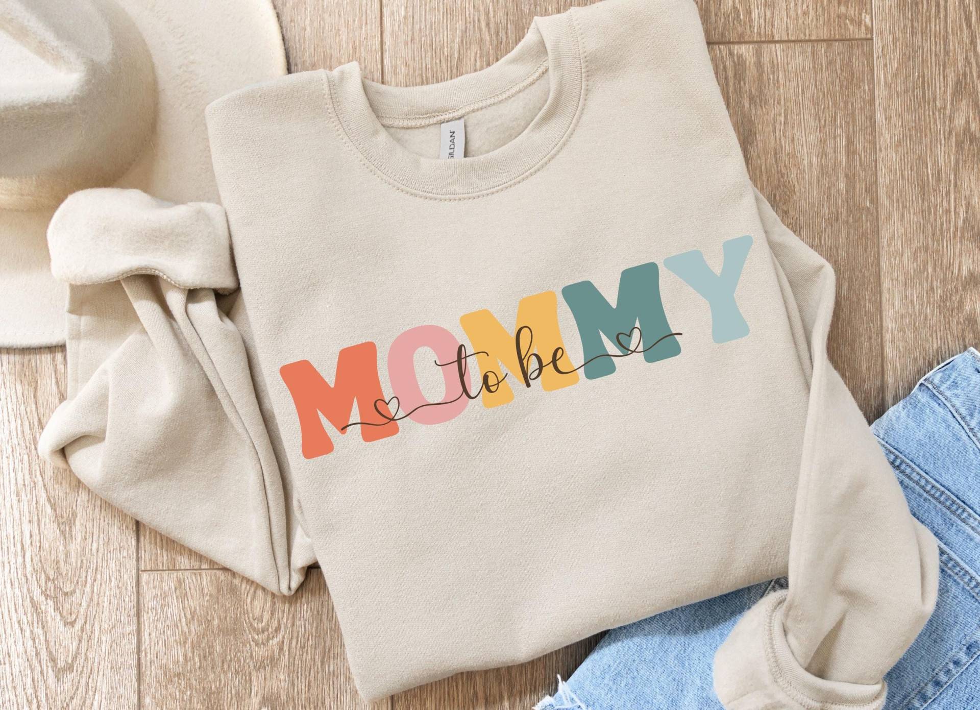 Mom Sweatshirt, Mom, Crewneck Shirt, Gift, Custom Mommy, Mum, Mama von HebammeundDoula