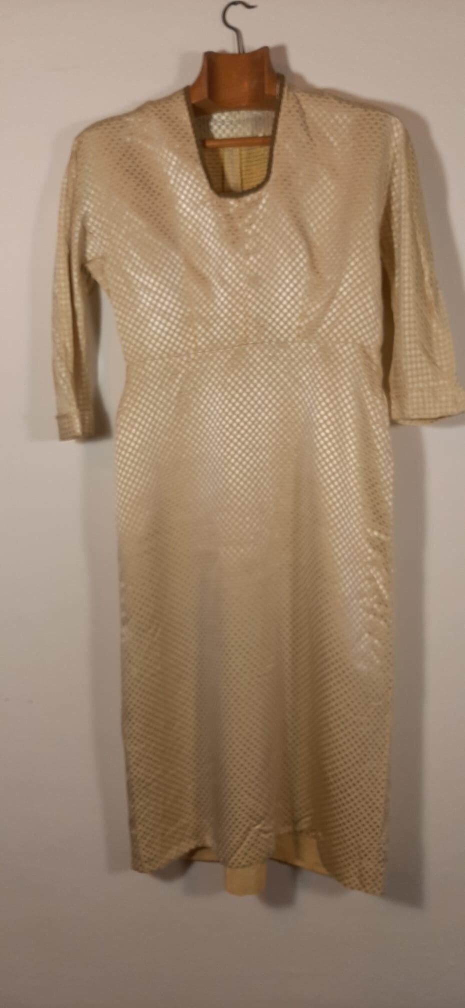 Dj025 Champagner Polka Dot 50Er Jahre Bleistiftkleid Größe S von HebeVintageClothing