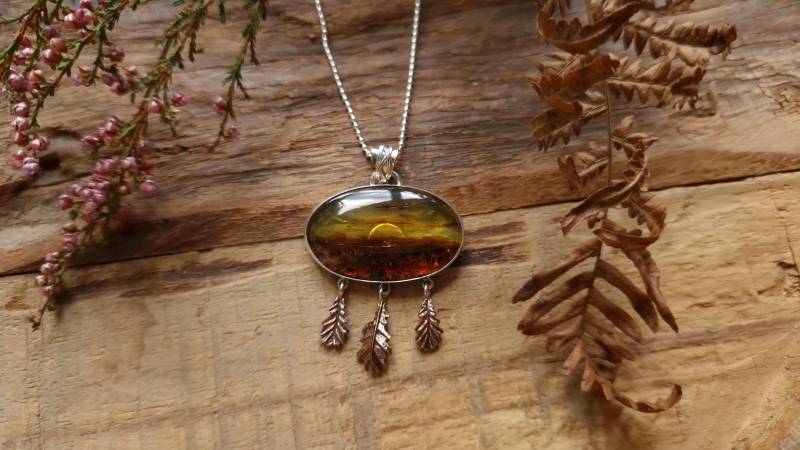 Bernstein Anhänger Mit Bronze Eichen Blättern, Herbst Sonnenuntergang Schmuck, Natur Inspiriert Silber Und Halskette Bernstein Anhänger Mit Bronze Eichen Blättern, Herbst Sonnenuntergang Schmuck, Natur Inspiriert Silber Und Halskette von HederaAndWoods