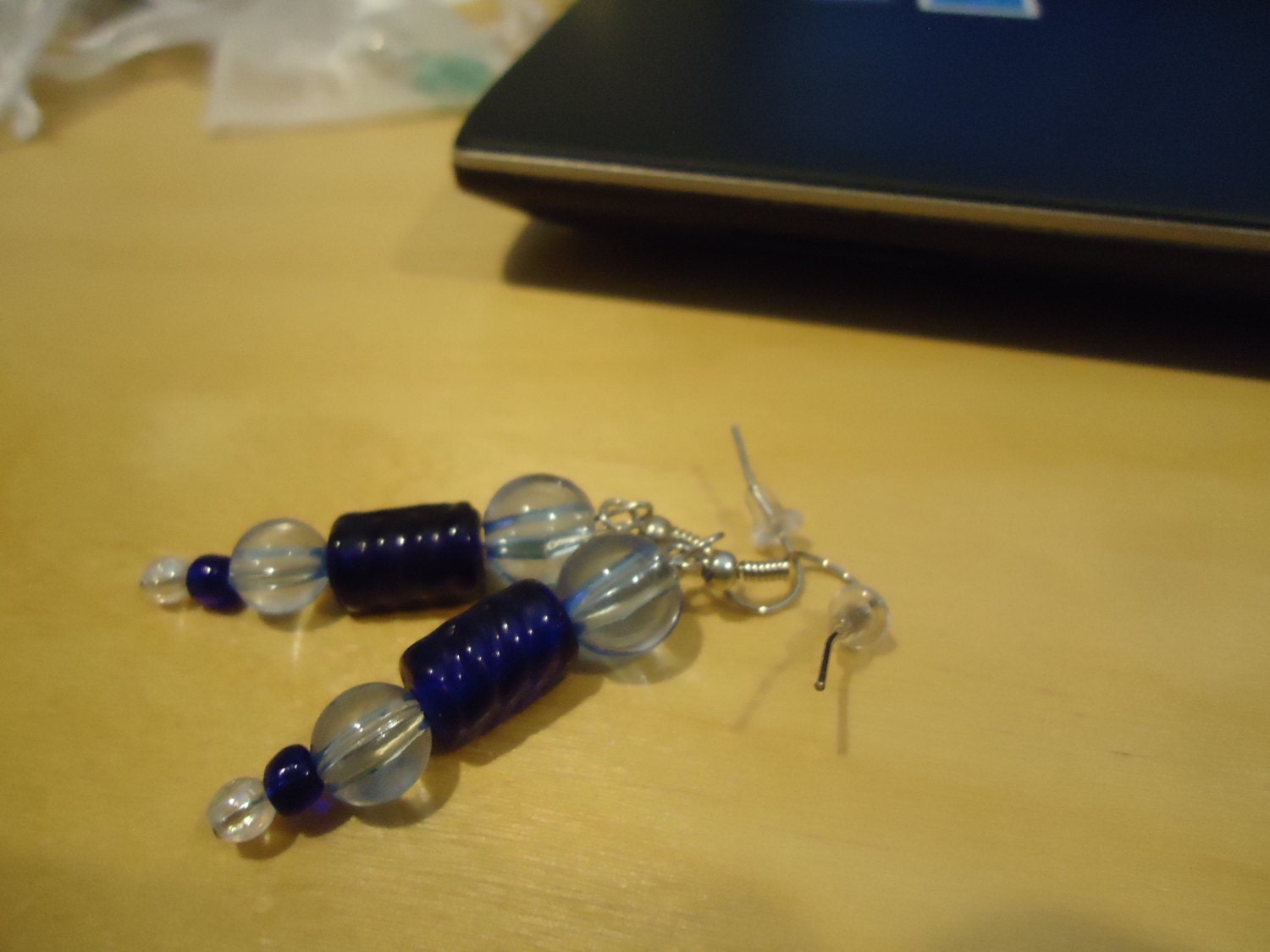 Swirlin' Blues-Ohrringe von HedgehogCrafter