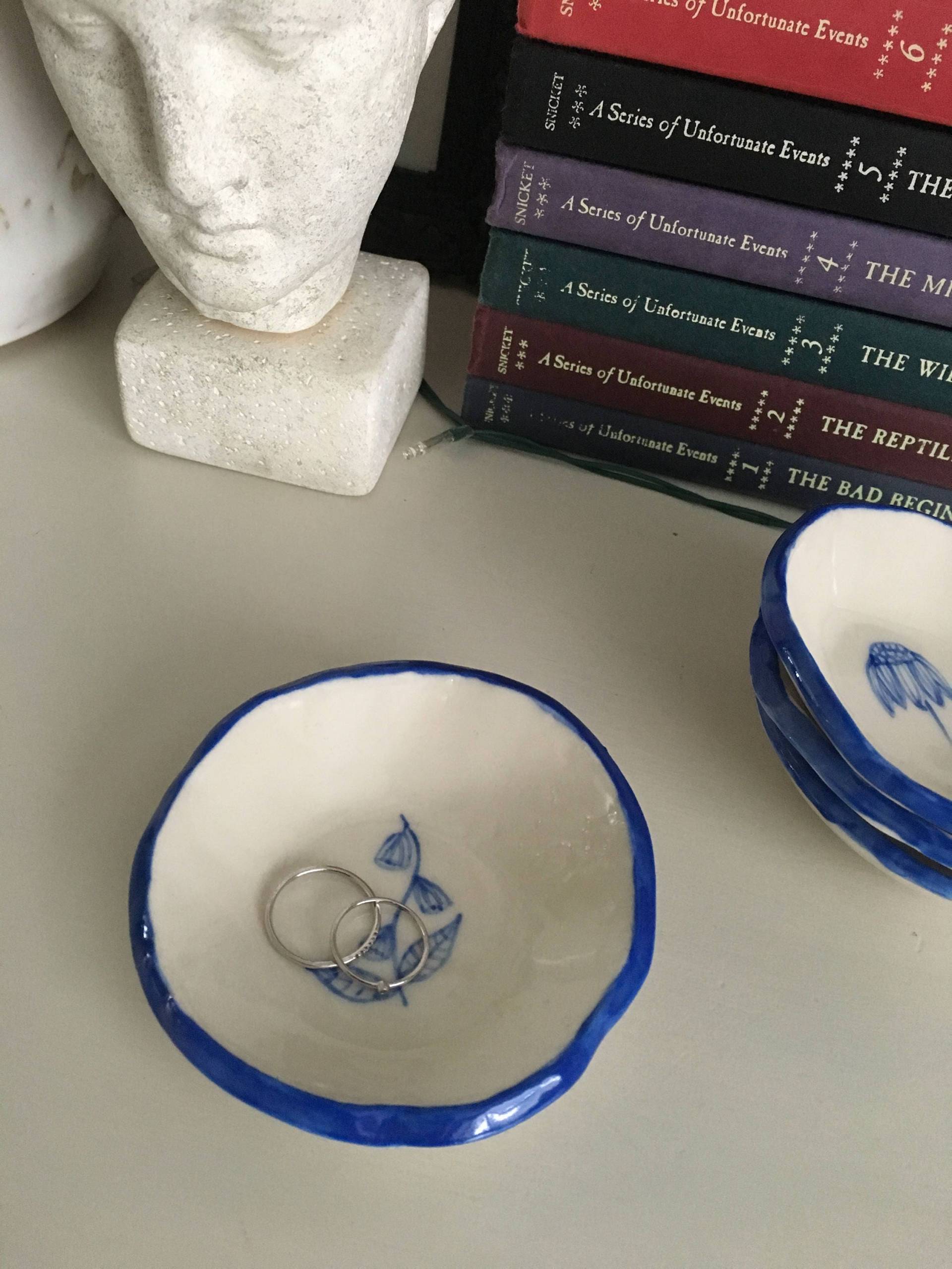 Porzellan Schmuckschale Porzellan Schmuckschale von HedgehogPottery