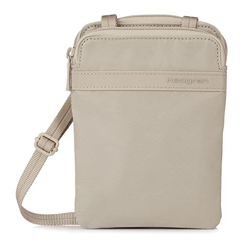 Hedgren Follis Rupee RFID Passport Holder Cashmere Beige von Hedgren