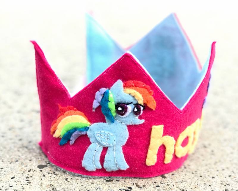 My Little Pony Personalisierte Filz Geburtstagskrone - Regenbogen Dash Geburtstag von HedsThreads