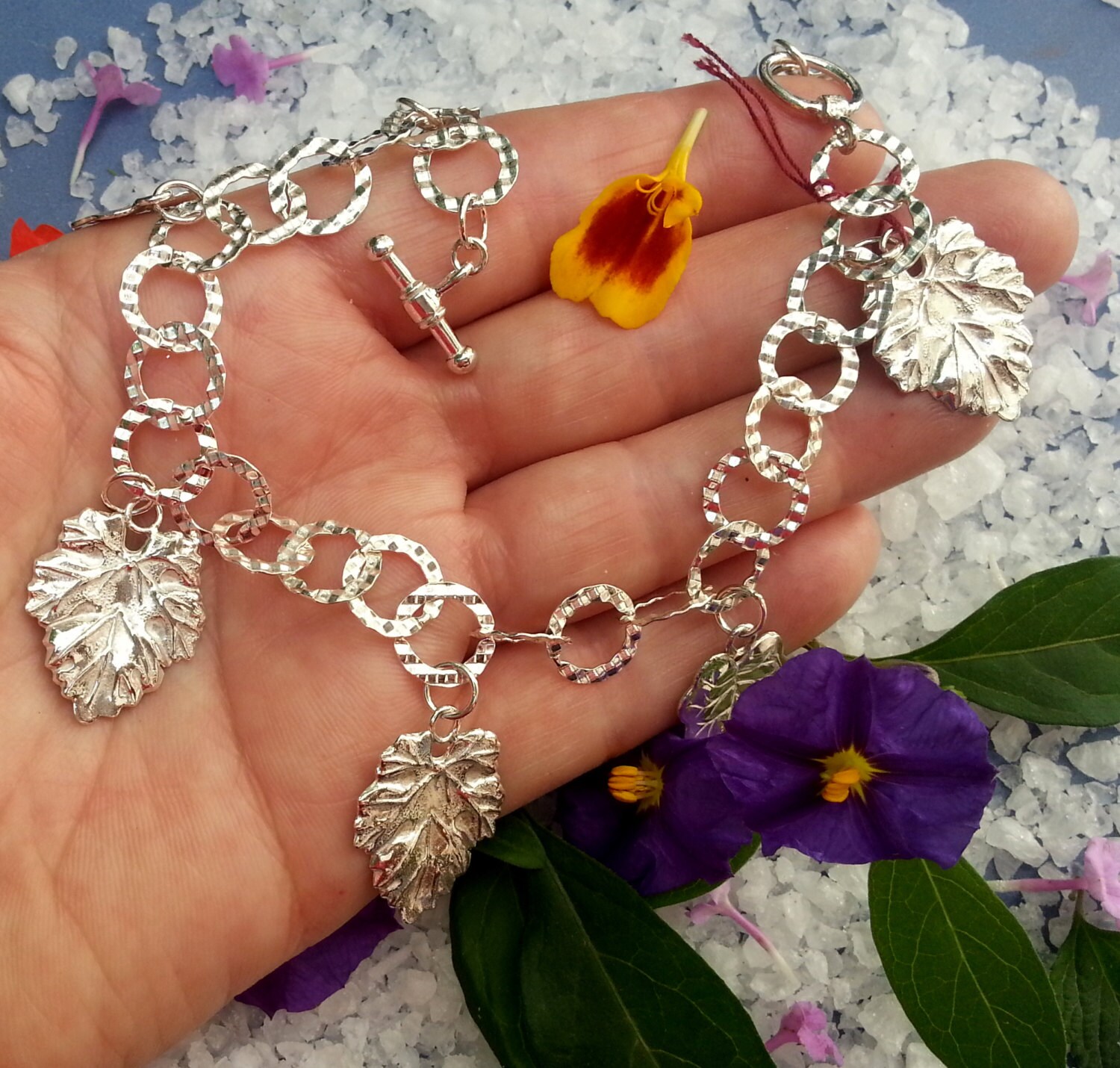 Blätter Armband, Charms Silberarmband Mit von HedvaElanyJewelry