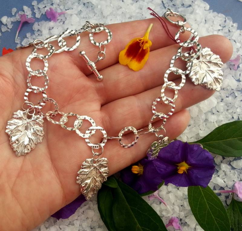 Blätter Armband, Charms Silberarmband Mit von HedvaElanyJewelry