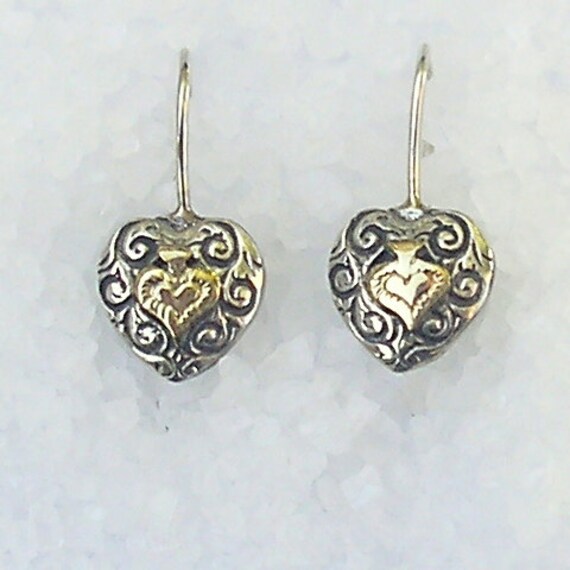 Herzohrringe Mit Goldherzen Verziert Sterling Silber Ohrringe von HedvaElanyJewelry