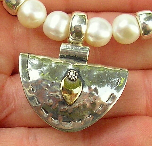 Perlen, Silber Und Gold Halskette von HedvaElanyJewelry