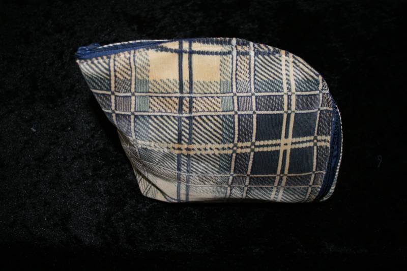 Kleine Kosmetiktasche Mini Makeup Pouch-Compact Toiletry Bag Tiny Beauty Case-Small Cosmetic Canvas Purse Modern Fashion Lover Gift von HeidisArtDE