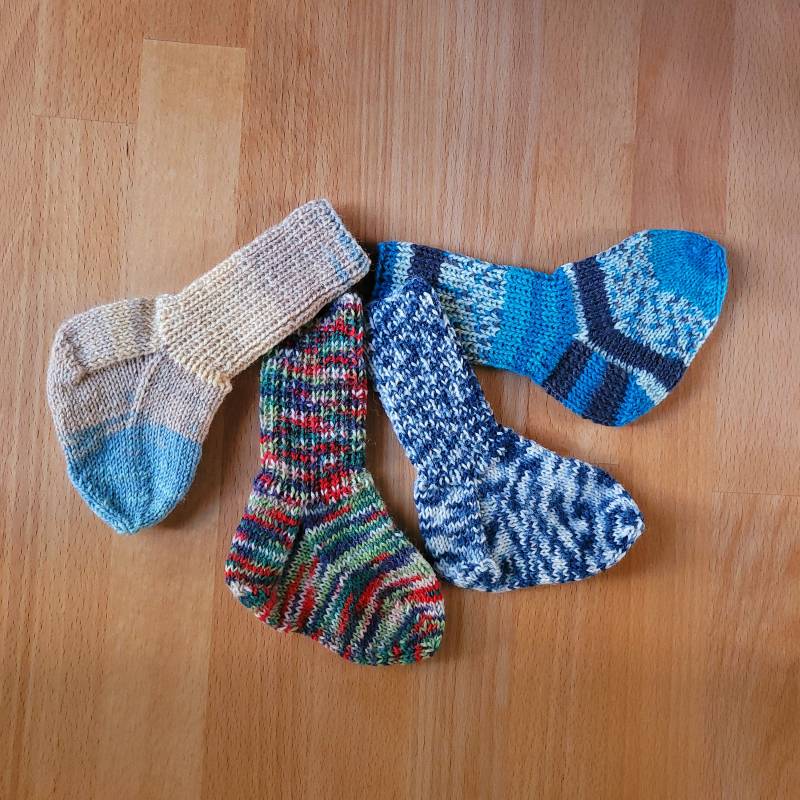 Babysocken Wollsocken - Gr 6-12 Monate Handgestrickt Kuschelsocken von HeikesFundus