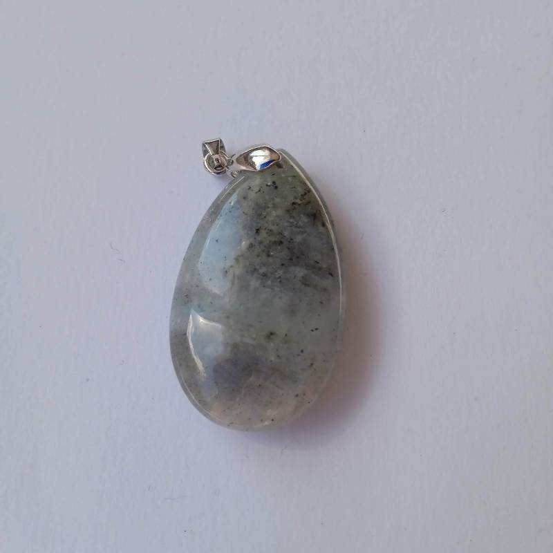 1 Schönen Labradorit Anhänger in Tropfenform Nr.2 1 Schönen Labradorit Anhänger in Tropfenform Nr.2 von HeikesPerlenshop