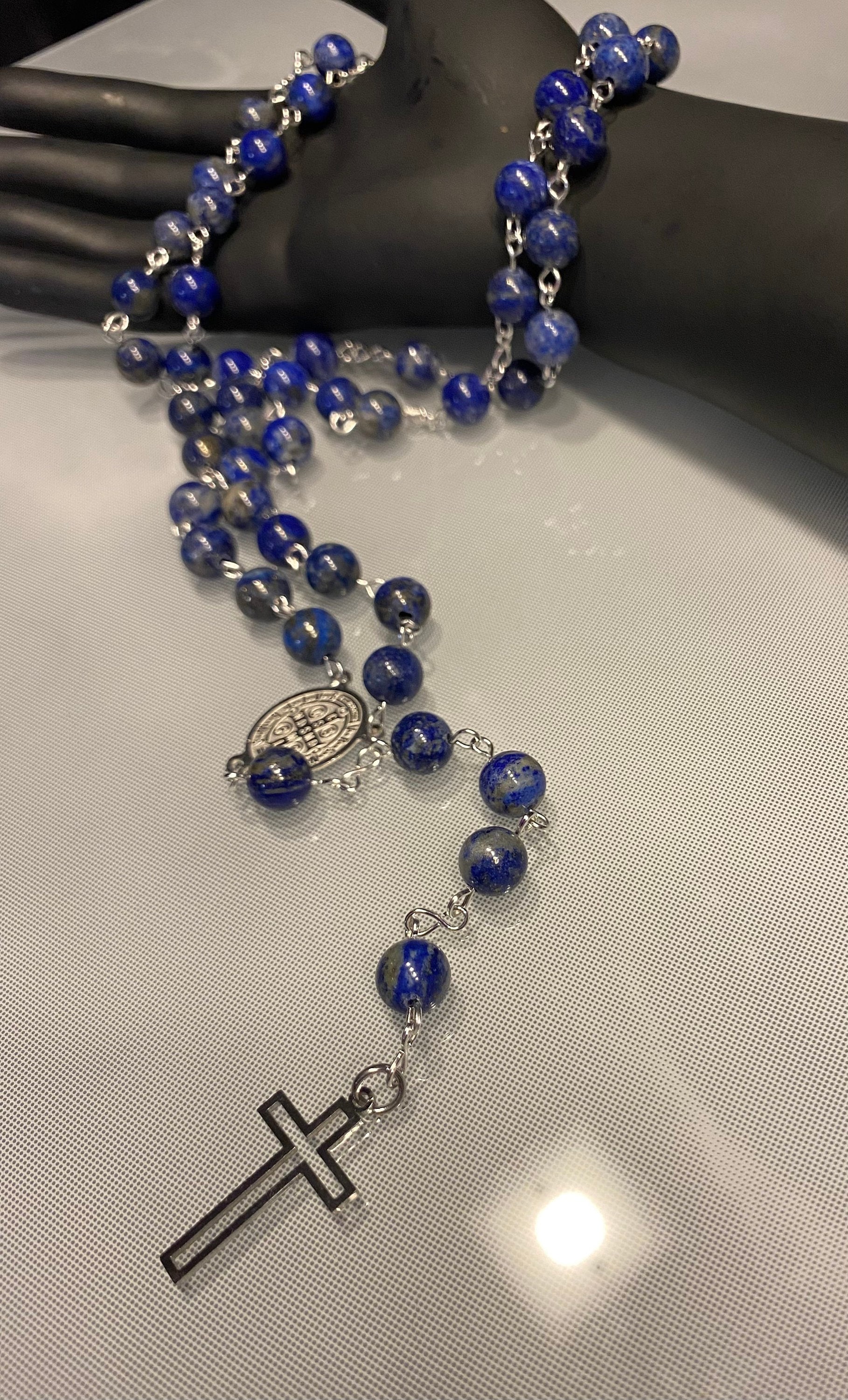 Rosenkranz Aus Lapislazuli - Halbedelstein/Edelstein in Ca. 56cm Rosenkranz Aus Lapislazuli - Halbedelstein/Edelstein in Ca. 56cm von HeiligerBimBamShop
