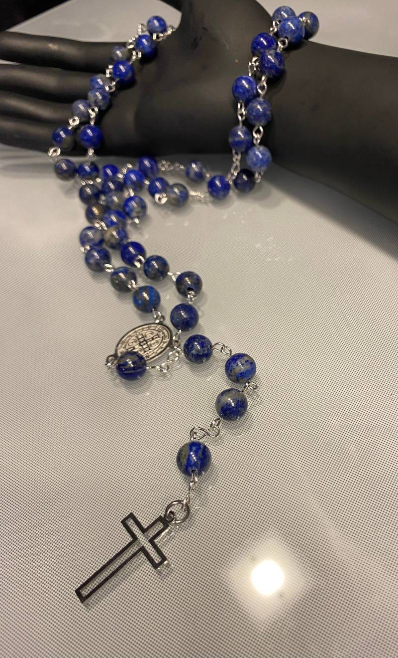 Rosenkranz Aus Lapislazuli - Halbedelstein/Edelstein in Ca. 56cm Rosenkranz Aus Lapislazuli - Halbedelstein/Edelstein in Ca. 56cm von HeiligerBimBamShop